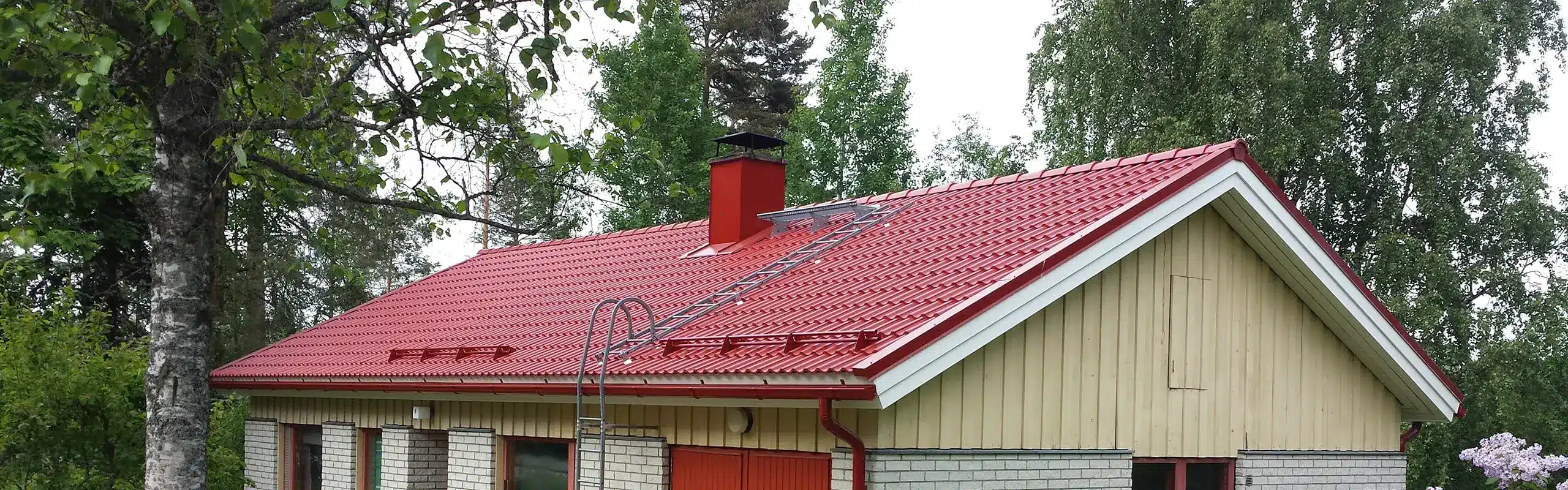 Kymppiremontit - Kattoremontti vai katon maalaus